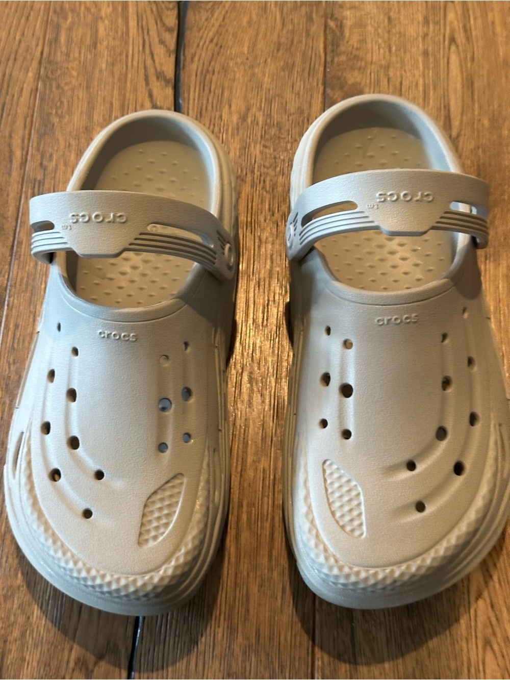 Crocs - Picture 4 of 15